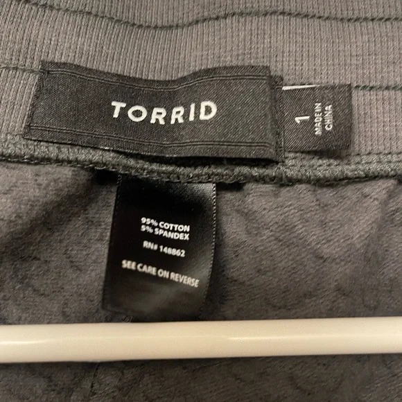 Torrid skull joggers - Picture 5 of 8